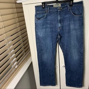 Men’s Wranglers Authentic Straight Jeans